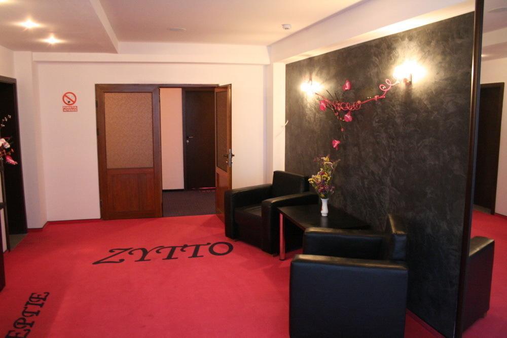 Hotel Zytto By Razvan Rat Slatina  Bagian luar foto