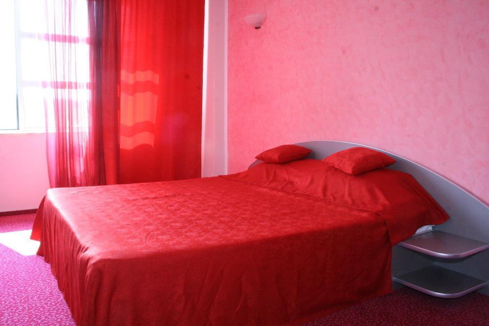 Hotel Zytto By Razvan Rat Slatina  Bagian luar foto